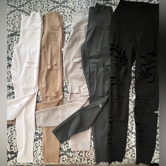 ALO Yoga Pants - ALO Yoga distress leggings